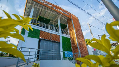 Mercado El Triunfo, en Usulután Norte, una moderna opción para el abastecimiento de los hogares |