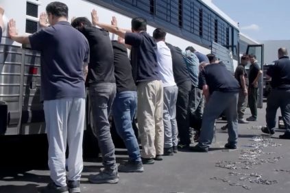 Corea del Sur Dice que Ha Acordado Con Ee.UU. repatriar A detenidos en planta de hyundai | Internacional | Noticias