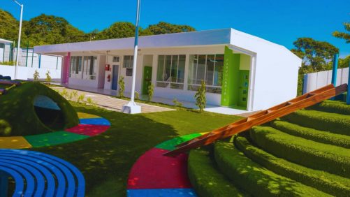 DOM entrega moderna instalaciones de parvularia en El Congo, Santa Ana |