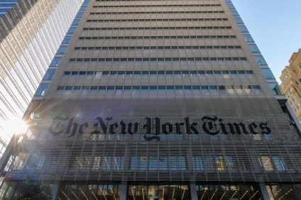 Trump Demanda por 15,000 Millones de Dólares al New York Times por Difamació | Internacional | Noticias