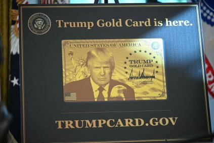 Donald Trump Instaura una Tarjeta de Residencia 'Dorada' que cuesta $ 1 Millón | Internacional | Noticias