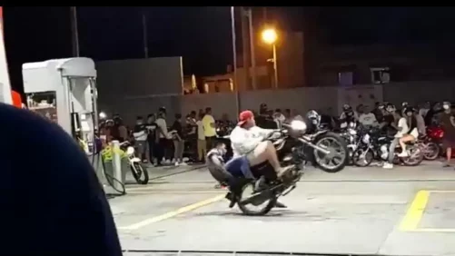 la subcultura de los piques ilegales que azota la seguridad por las noches en Barranquilla