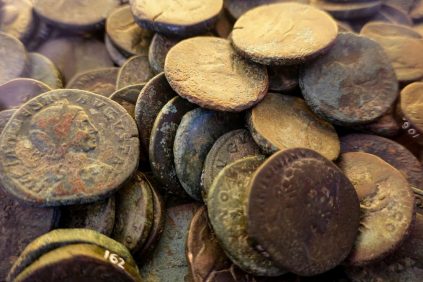 Encuentran Monedas Romas Con 1.600 Años de Antigüedad: El Hallazgo de Hasta 50.000 piezas en Perfecto Estado Sorprende A Italia | Internacional | Noticias
