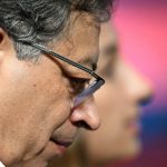 El avión de Gustavo Petro no pudo cargar combustible en Madrid por sanciones de EE.UU. | Internacional | Noticias