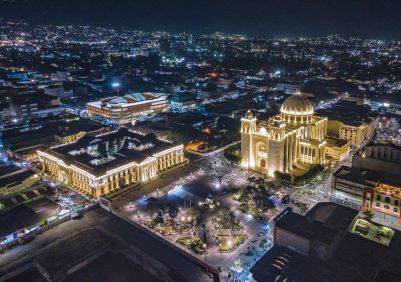 Inversión privada impulsa apertura de 25 comercios nuevos en el Centro Histórico de San Salvador |