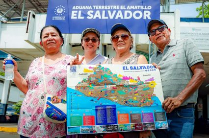 El Salvador recibe gran afluencia de turistas hondureños durante la Semana Morazánica 2025 |
