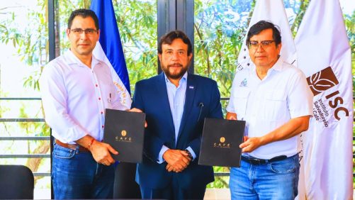 Vicepresidente Ulloa preside inauguración de cafetería en Chalatenango |