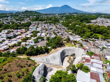 Ministerio de Obras Públicas avanza en proyectos de mitigación en zonas vulnerables de El Salvador |