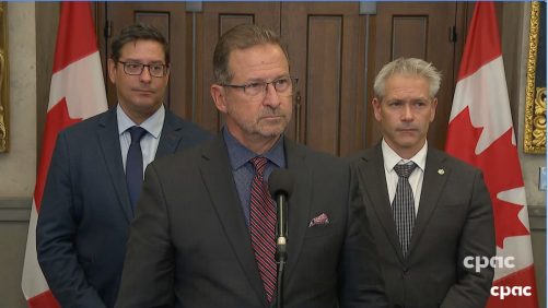 El proyecto de constitución de Quebec no es suficientemente “unificador”, según Blanchet