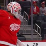 John Gibson llega a Detroit en el momento justo