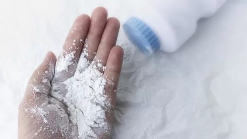 Demandan a gigante farmacéutico en Reino Unido por talcos sospechosos de provocar cáncer | Internacional | Noticias