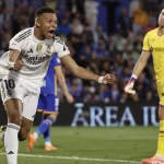 Kylian Mbappé rescata el liderato en un duro partido en Getafe antes del gran clásico