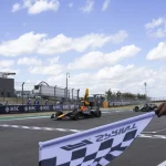 McLaren le regala la carrera al Sprint a Max Verstappen y Carlos Sainz vuelve a podio en Austin con su Williams
