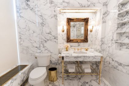 Donald Trump transforma el histórico baño Lincoln de la Casa Blanca con mármol y dorado | Internacional | Noticias