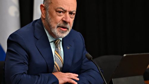 Negociaciones rotas con la FMOQ: ni siquiera la madre del ministro de Salud Christian Dubé tiene médico