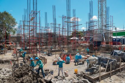 Construcción del nuevo mercado de Nueva Concepción continúa viento en popa |