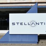 Ottawa amenaza con demandar a Stellantis tras su inversión de 13.000 millones de dólares en Estados Unidos