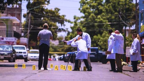 Violencia homicida deja 70 muertos diarios, en México |
