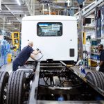 Paccar transfiere su producción y despide a 300 empleados más