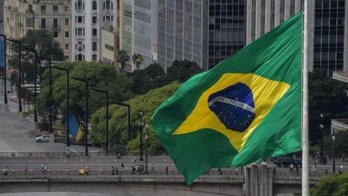 Al menos 15 muertos en accidente de autobús en Brasil
