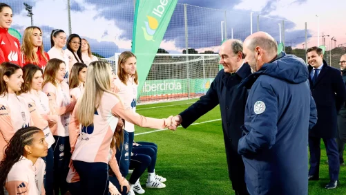 Iberdrola renueva su apuesta por la selección femenina de fútbol antes de la final de la Nations League