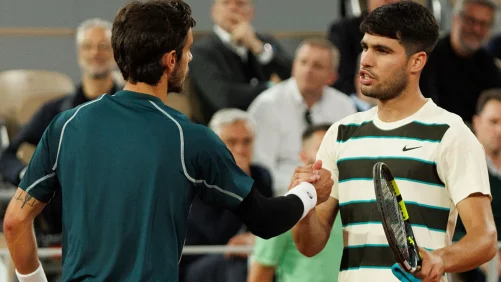 cuándo juega su decisivo partido ante Lorenzo Musetti en las ATP Finals y dónde verlo