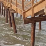 Erosión Costera obliga al cierre del muelle turístico de Moñitos, Córdoba