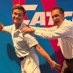 'Me tiró al suelo': alcalde en EE.UU. UU. Acusa a su joven exnovio de agredirlo frente a su casa | Internacional | Noticias