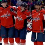 Herido, Pierre-Luc Dubois abandona el hielo dolorido