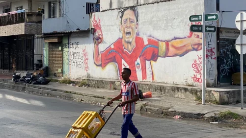así se vive la locura rojiblanca en las calles de ‘Curramba’ previo a la gran final del fútbol colombiano