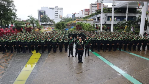 400 nuevos policías llegan de forma permanente y otros 800 para garantizar la seguridad en la Feria de Cali