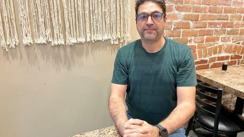 “Hace cinco días que no tenemos señales de vida”: los quebequenses de origen iraní temen por sus seres queridos