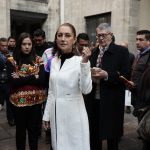 Fuerte sismo de 6,5 sacudió el centro de México