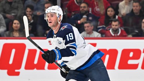 Un emotivo regreso a Chicago a la vista para Jonathan Toews