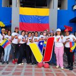 Entregaron apartamentos a 90 familias en Guayana