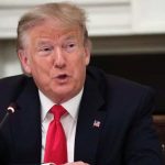 Trump bloquea el petróleo de Venezuela: "Tratas directamente con nosotros"